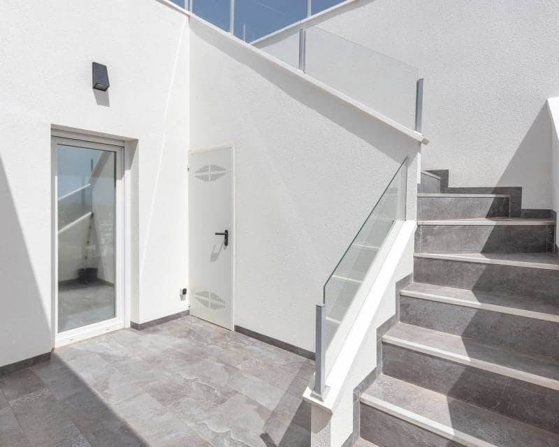 Chalet de 5 habitaciones en Los Balcones en venta con piscina - 849.000 € (Ref: 10057272)