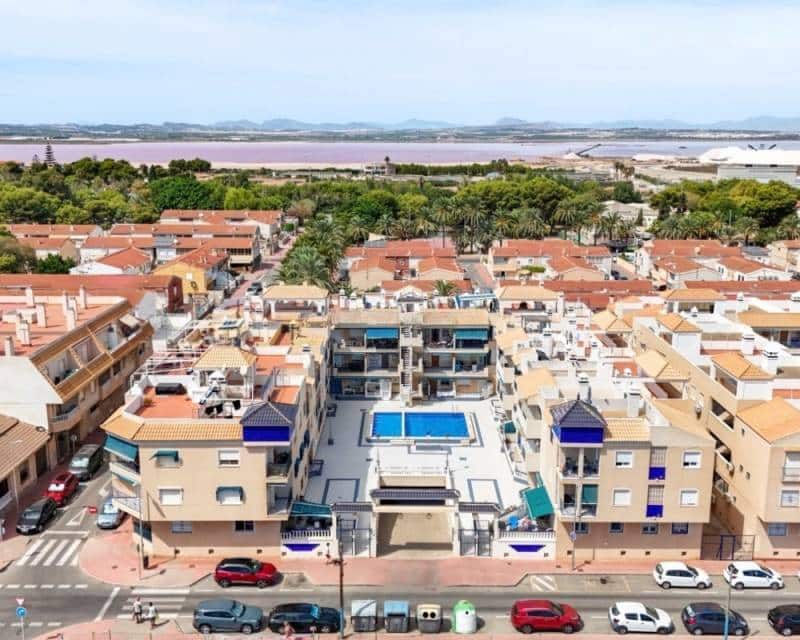 3 soveværelse Lejlighed til salg i Torrevieja med swimmingpool - € 234.900 (Ref: 10060790)