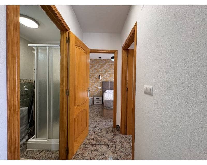 3 soveværelse Lejlighed til salg i Torrevieja med swimmingpool - € 234.900 (Ref: 10060790)