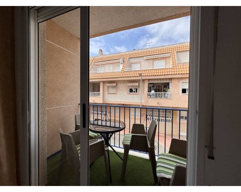 3 soveværelse Lejlighed til salg i Torrevieja med swimmingpool - € 234.900 (Ref: 10060790)