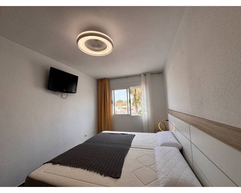 3 soveværelse Lejlighed til salg i Torrevieja med swimmingpool - € 234.900 (Ref: 10060790)