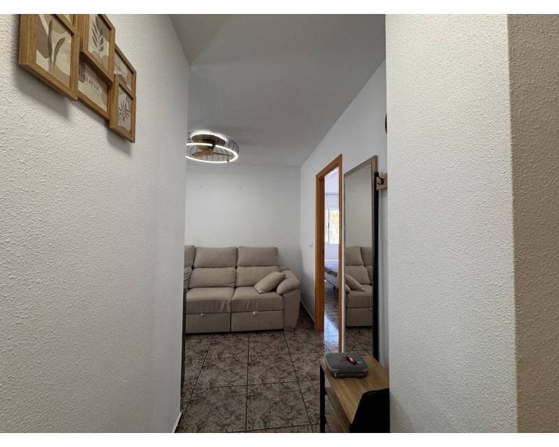 3 soveværelse Lejlighed til salg i Torrevieja med swimmingpool - € 234.900 (Ref: 10060790)