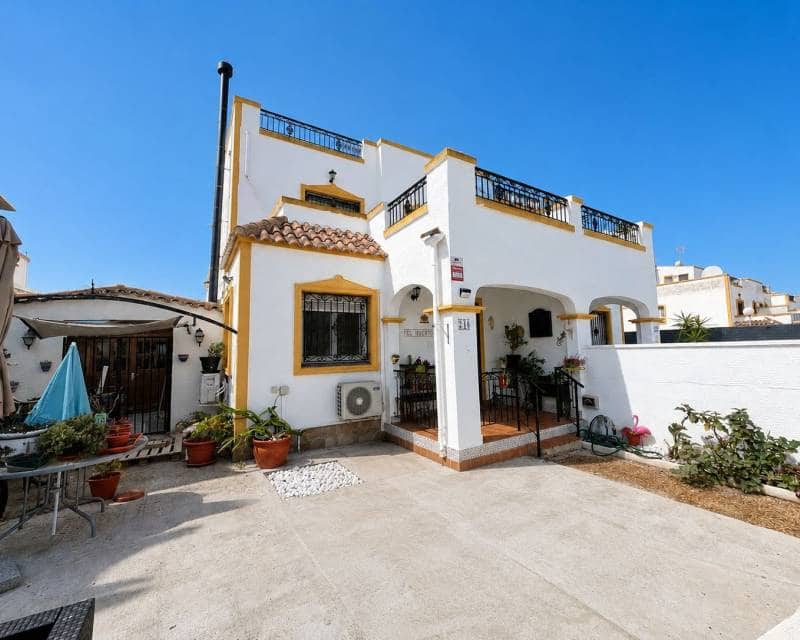 3 soverom Rekkehus til salgs i Orihuela Costa med svømmebasseng - € 215 000 (Ref: 10060791)
