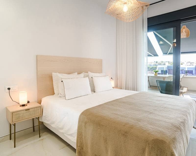 2 soverom Penthouse til salgs i Los Altos med svømmebasseng - € 349 900 (Ref: 10062692)