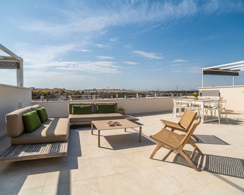 2 soverom Penthouse til salgs i Los Altos med svømmebasseng - € 349 900 (Ref: 10062692)