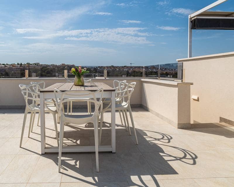 2 soverom Penthouse til salgs i Los Altos med svømmebasseng - € 349 900 (Ref: 10062692)