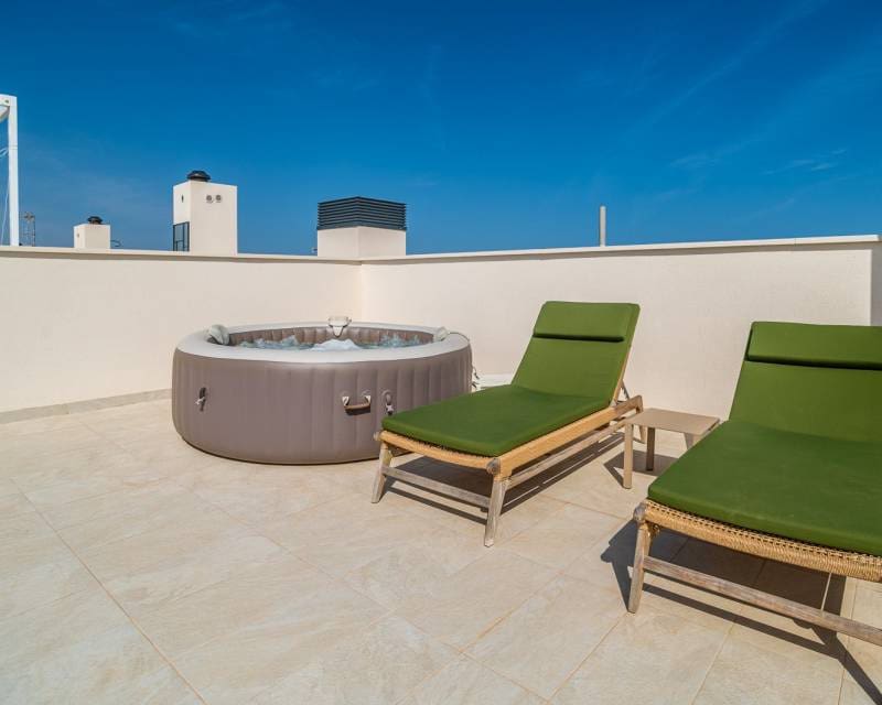 2 soverom Penthouse til salgs i Los Altos med svømmebasseng - € 349 900 (Ref: 10062692)