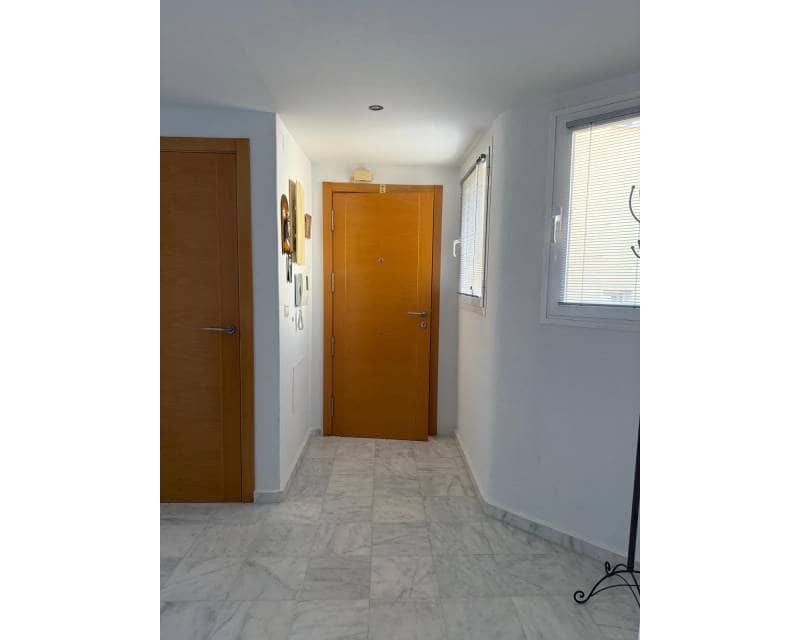 4 soveværelse Penthouse til salg i Torrevieja med swimmingpool - € 495.000 (Ref: 10062810)