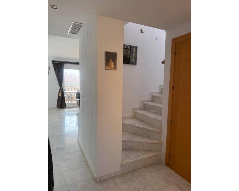 4 soveværelse Penthouse til salg i Torrevieja med swimmingpool - € 495.000 (Ref: 10062810)