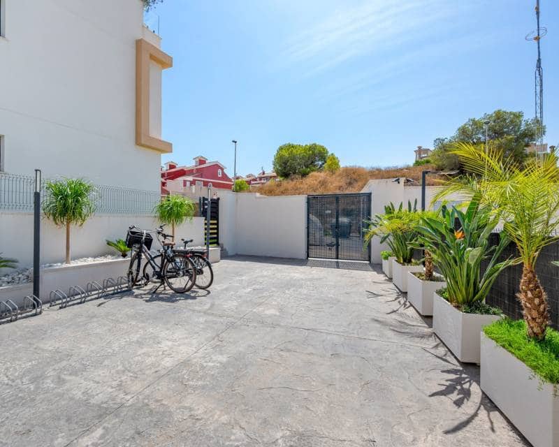 2 sovrum Lägenhet till salu i Villamartin med pool - 279 000 € (Ref: 10073088)