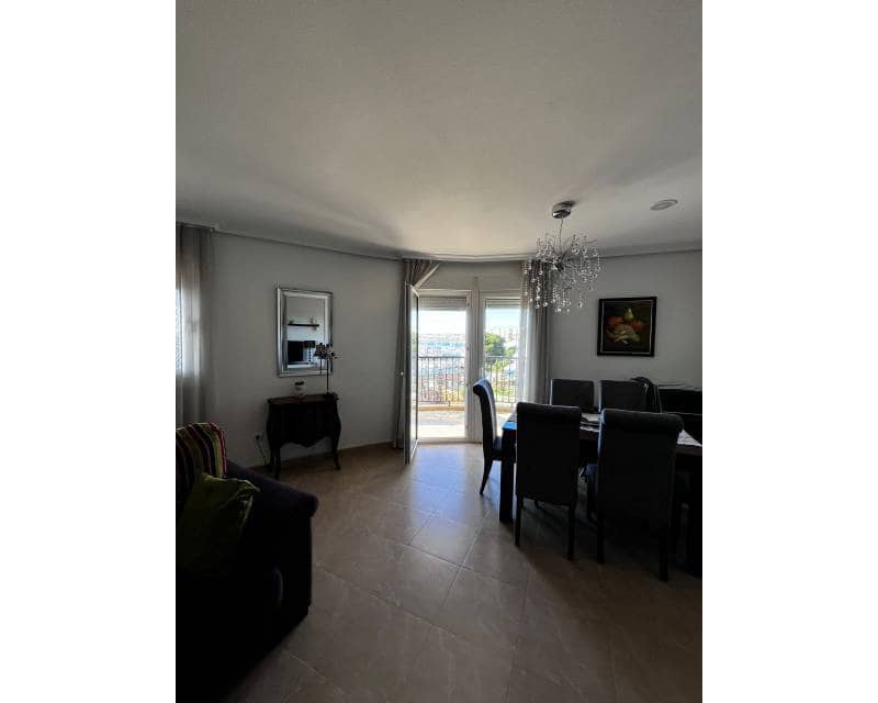 3 chambre Appartement à vendre à Torrevieja avec garage - 450 000 € (Ref: 10073302)