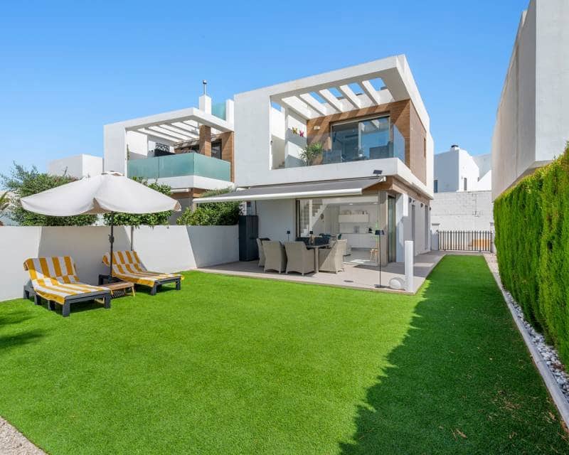 3 camera da letto Villa in vendita in Villamartin con piscina - 429.000 € (Rif: 10073304)