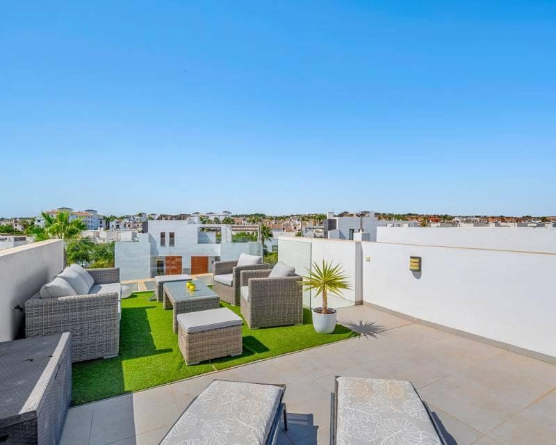 3 camera da letto Villa in vendita in Villamartin con piscina - 429.000 € (Rif: 10073304)