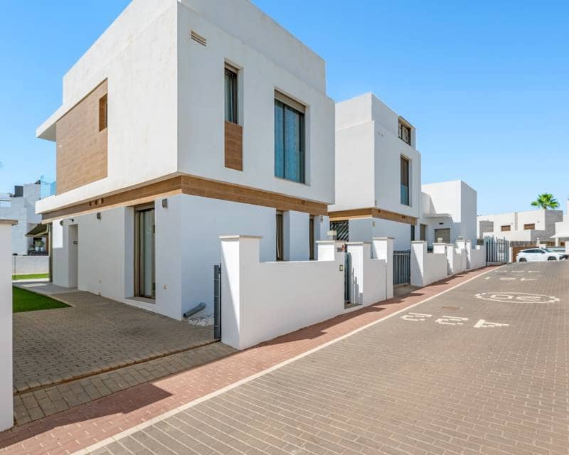 3 camera da letto Villa in vendita in Villamartin con piscina - 429.000 € (Rif: 10073304)