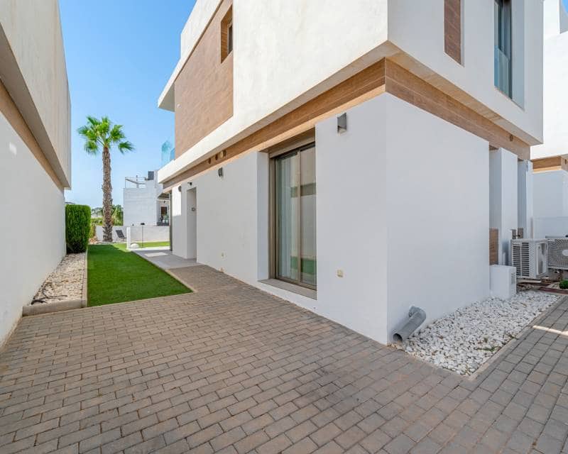 3 camera da letto Villa in vendita in Villamartin con piscina - 429.000 € (Rif: 10073304)