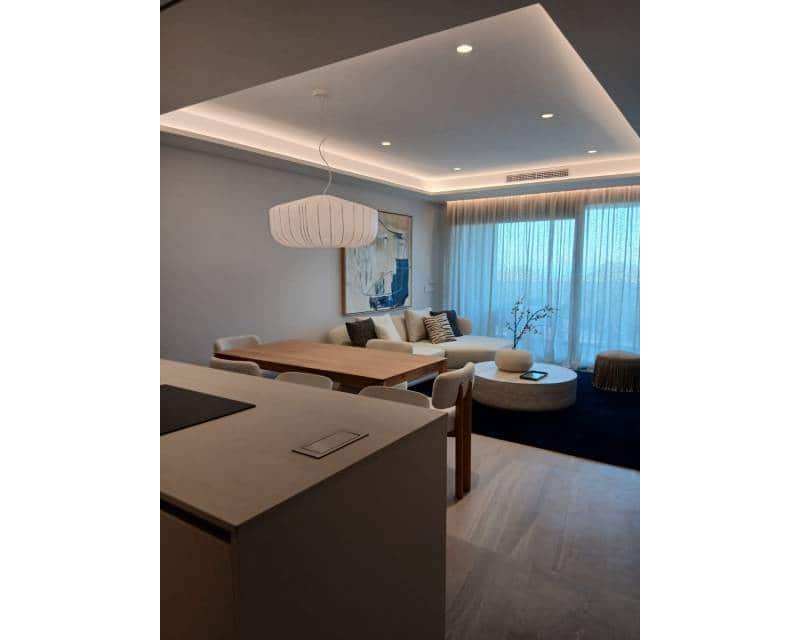 4 chambre Penthouse à vendre à Guardamar del Segura avec piscine garage - 950 000 € (Ref: 10076757)