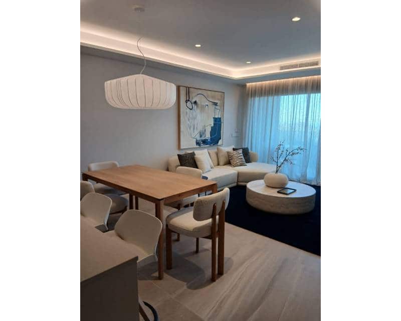 4 chambre Penthouse à vendre à Guardamar del Segura avec piscine garage - 950 000 € (Ref: 10076757)
