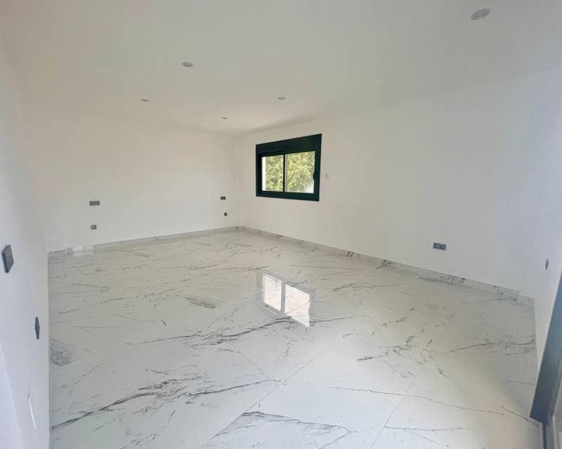 Chalet de 4 habitaciones en Orihuela Costa en venta con piscina - 985.000 € (Ref: 10076876)