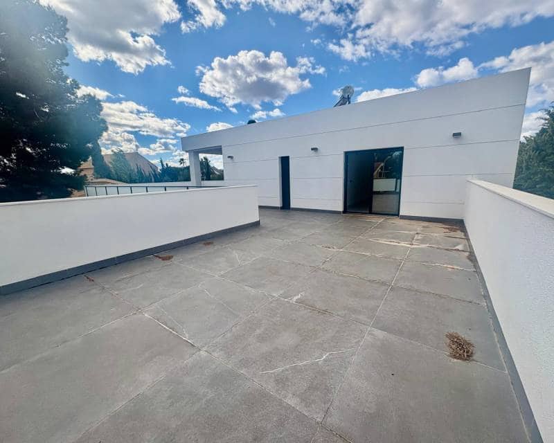 Chalet de 4 habitaciones en Orihuela Costa en venta con piscina - 985.000 € (Ref: 10076876)