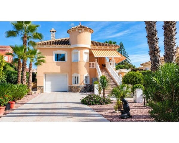 3 soveværelse Villa til salg i Benferri med swimmingpool - € 375.000 (Ref: 10076878)