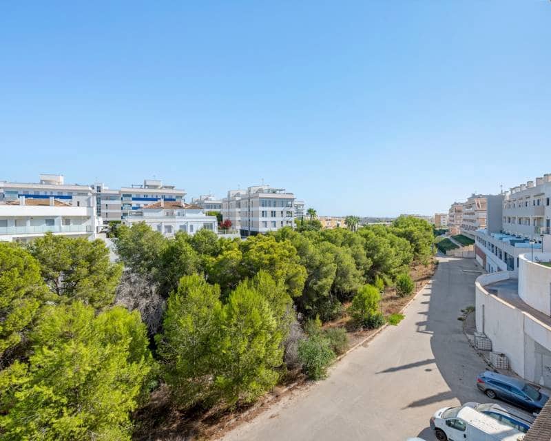 3 soveværelse Lejlighed til salg i Orihuela Costa med swimmingpool - € 189.000 (Ref: 10076881)