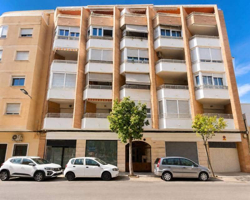 3 sovrum Lägenhet till salu i Torrevieja - 310 000 € (Ref: 10077274)