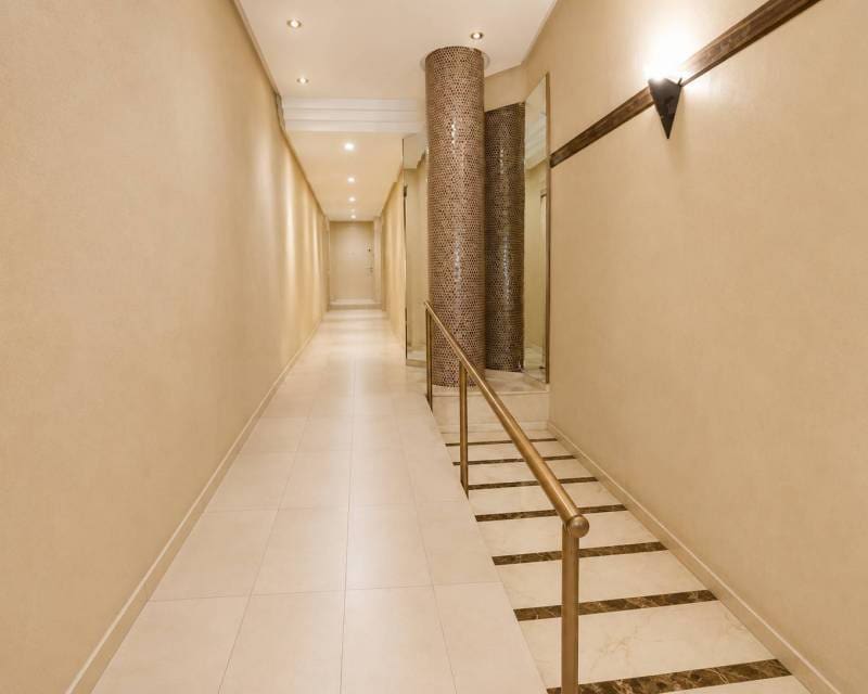 3 sovrum Lägenhet till salu i Torrevieja - 310 000 € (Ref: 10077274)