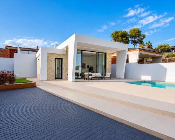 3 sovrum Villa till salu i Los Balcones med pool garage - 790 000 € (Ref: 10079085)