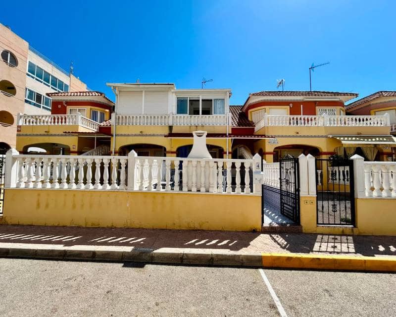 2 Zimmer Haus zu verkaufen in Torrevieja mit Pool Garage - 286.500 € (Ref: 10079854)