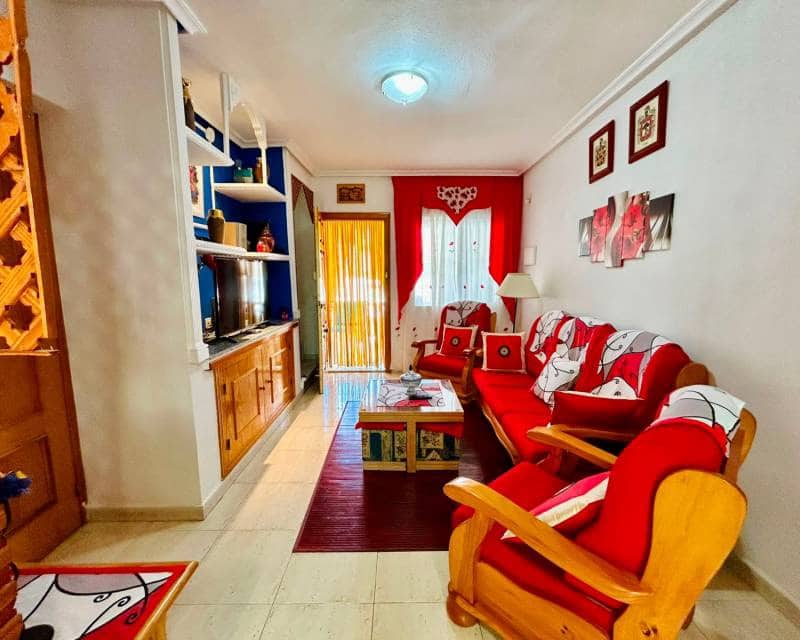2 Zimmer Haus zu verkaufen in Torrevieja mit Pool Garage - 286.500 € (Ref: 10079854)