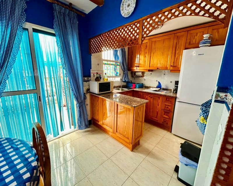 2 Zimmer Haus zu verkaufen in Torrevieja mit Pool Garage - 286.500 € (Ref: 10079854)