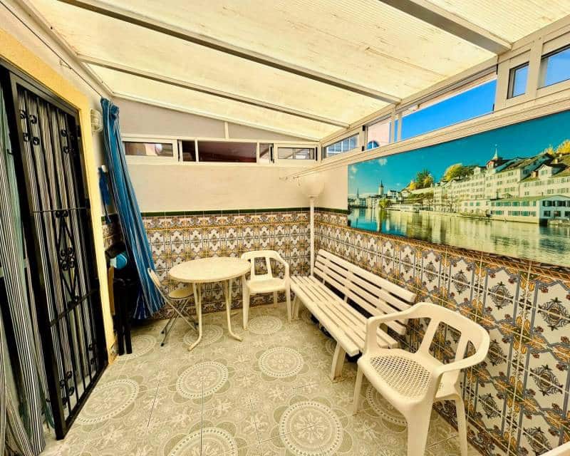 2 Zimmer Haus zu verkaufen in Torrevieja mit Pool Garage - 286.500 € (Ref: 10079854)