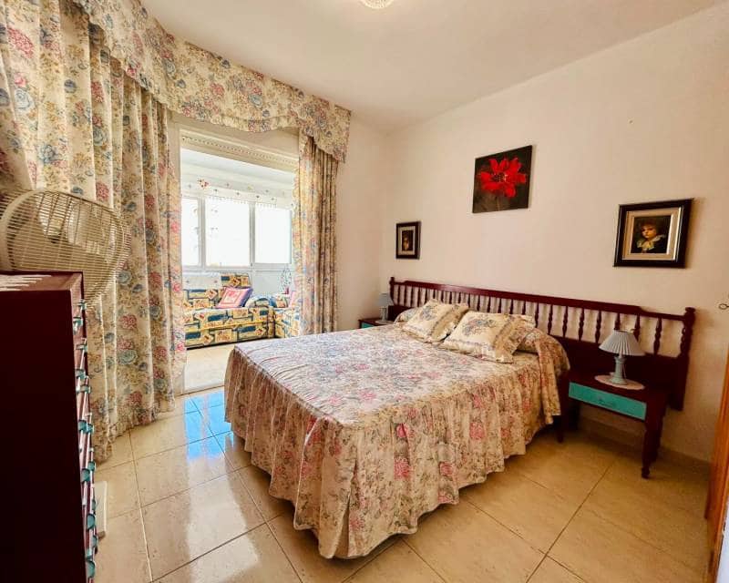 2 Zimmer Haus zu verkaufen in Torrevieja mit Pool Garage - 286.500 € (Ref: 10079854)