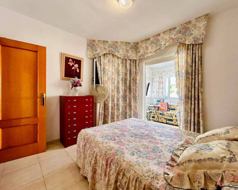 2 Zimmer Haus zu verkaufen in Torrevieja mit Pool Garage - 286.500 € (Ref: 10079854)