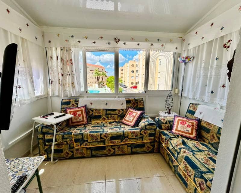2 Zimmer Haus zu verkaufen in Torrevieja mit Pool Garage - 286.500 € (Ref: 10079854)