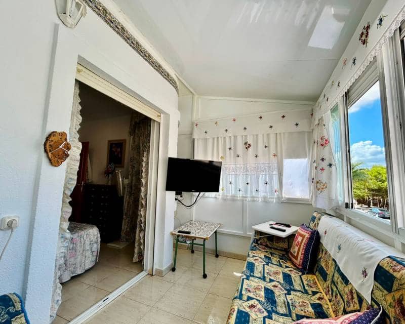 2 Zimmer Haus zu verkaufen in Torrevieja mit Pool Garage - 286.500 € (Ref: 10079854)