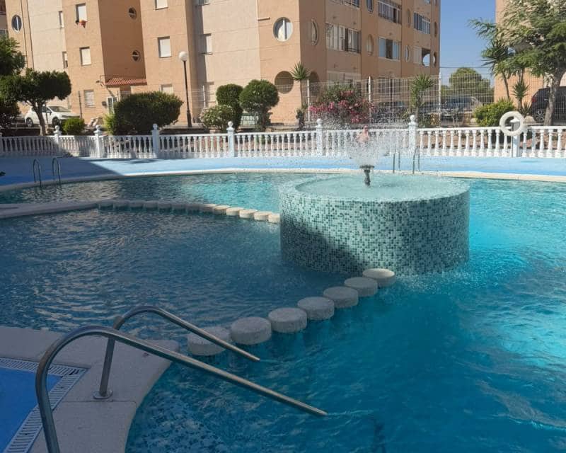 2 Zimmer Haus zu verkaufen in Torrevieja mit Pool Garage - 286.500 € (Ref: 10079854)