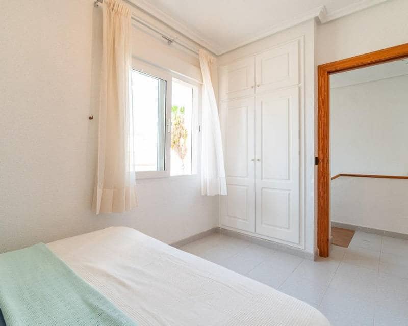 2 soverom Leilighet til salgs i Playa Flamenca med svømmebasseng - € 239 000 (Ref: 10079855)