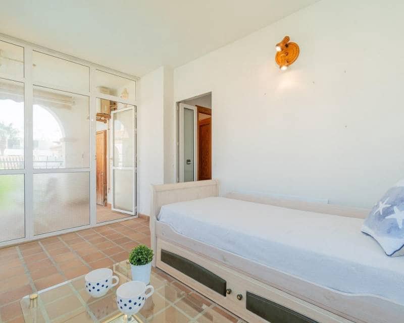 2 soverom Leilighet til salgs i Playa Flamenca med svømmebasseng - € 239 000 (Ref: 10079855)