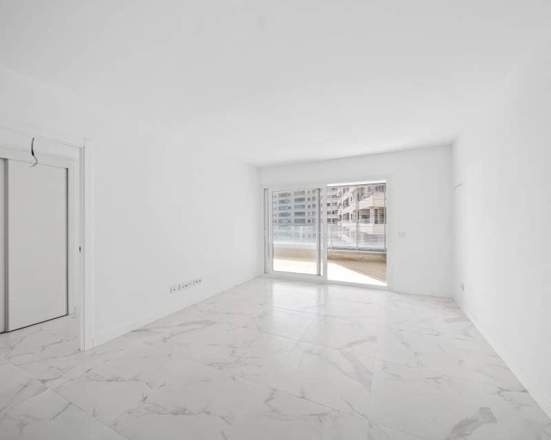3 quarto Apartamento para venda em Punta Prima com piscina - 575 000 € (Ref: 10082097)