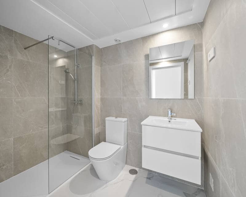 3 quarto Apartamento para venda em Punta Prima com piscina - 575 000 € (Ref: 10082097)