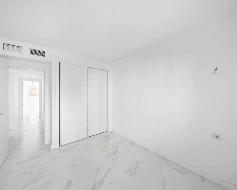 3 quarto Apartamento para venda em Punta Prima com piscina - 575 000 € (Ref: 10082097)