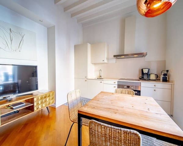 2 Zimmer Apartment zu verkaufen in Casco Antiguo - Sant Cruz - Ayuntamiento, Alicante / Alacant Stadt - 275.000 € (Ref: 10082100)