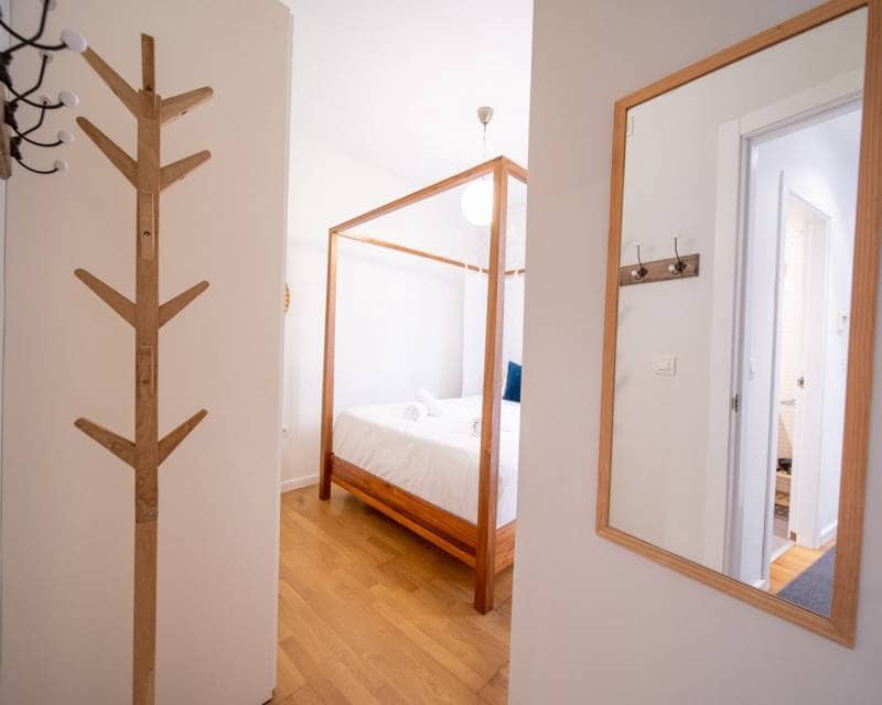 2 Zimmer Apartment zu verkaufen in Alicante / Alacant Stadt - 275.000 € (Ref: 10082100)