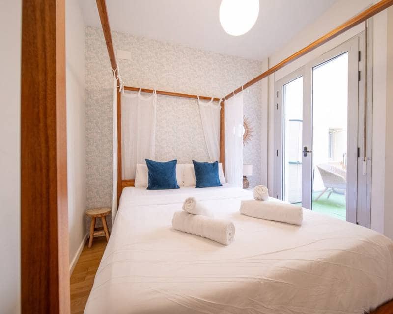 2 Zimmer Apartment zu verkaufen in Alicante / Alacant Stadt - 275.000 € (Ref: 10082100)