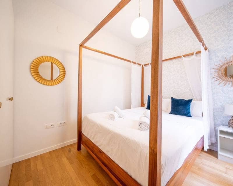 2 Zimmer Apartment zu verkaufen in Alicante / Alacant Stadt - 275.000 € (Ref: 10082100)
