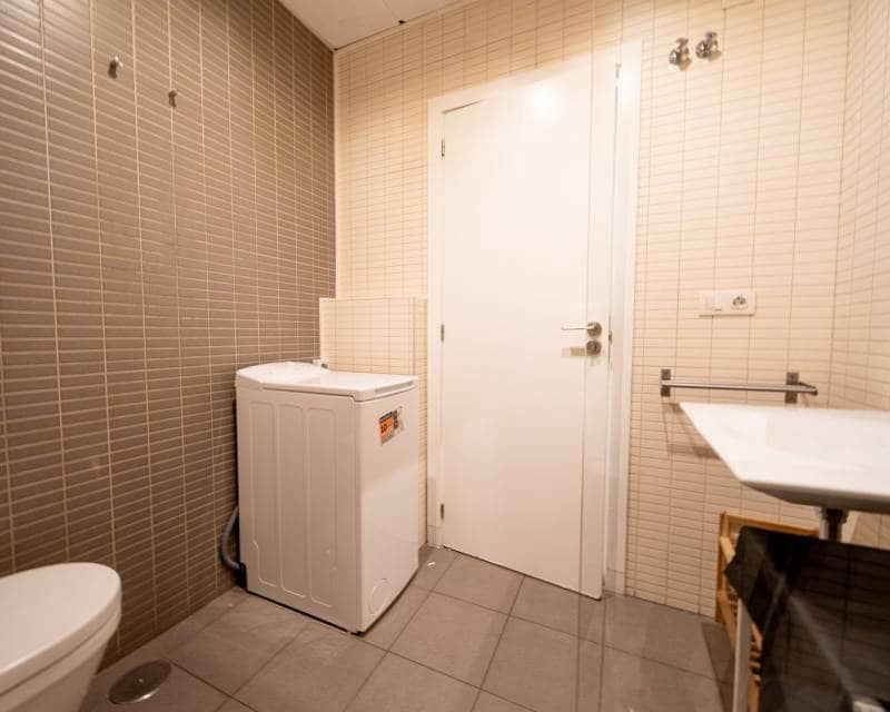 2 Zimmer Apartment zu verkaufen in Alicante / Alacant Stadt - 275.000 € (Ref: 10082100)