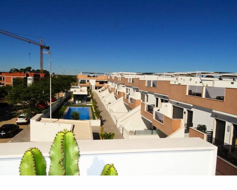 3 bedroom Townhouse for sale in Pilar de la Horadada - € 325,000 (Ref: 10084919)