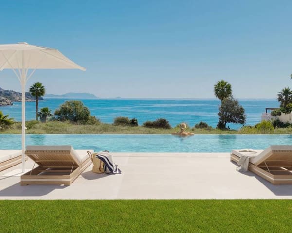 3 slaapkamer Halfvrijstaande villa te koop in El Campello met zwembad - € 595.000 (Ref: 10086615)