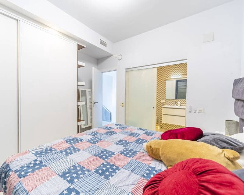 4 soveværelse Villa til salg i Orihuela Costa med swimmingpool - € 759.000 (Ref: 10088493)